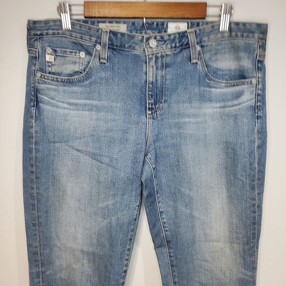 AG Stevie Slim Straight Cuffed - Picture 4 of 11